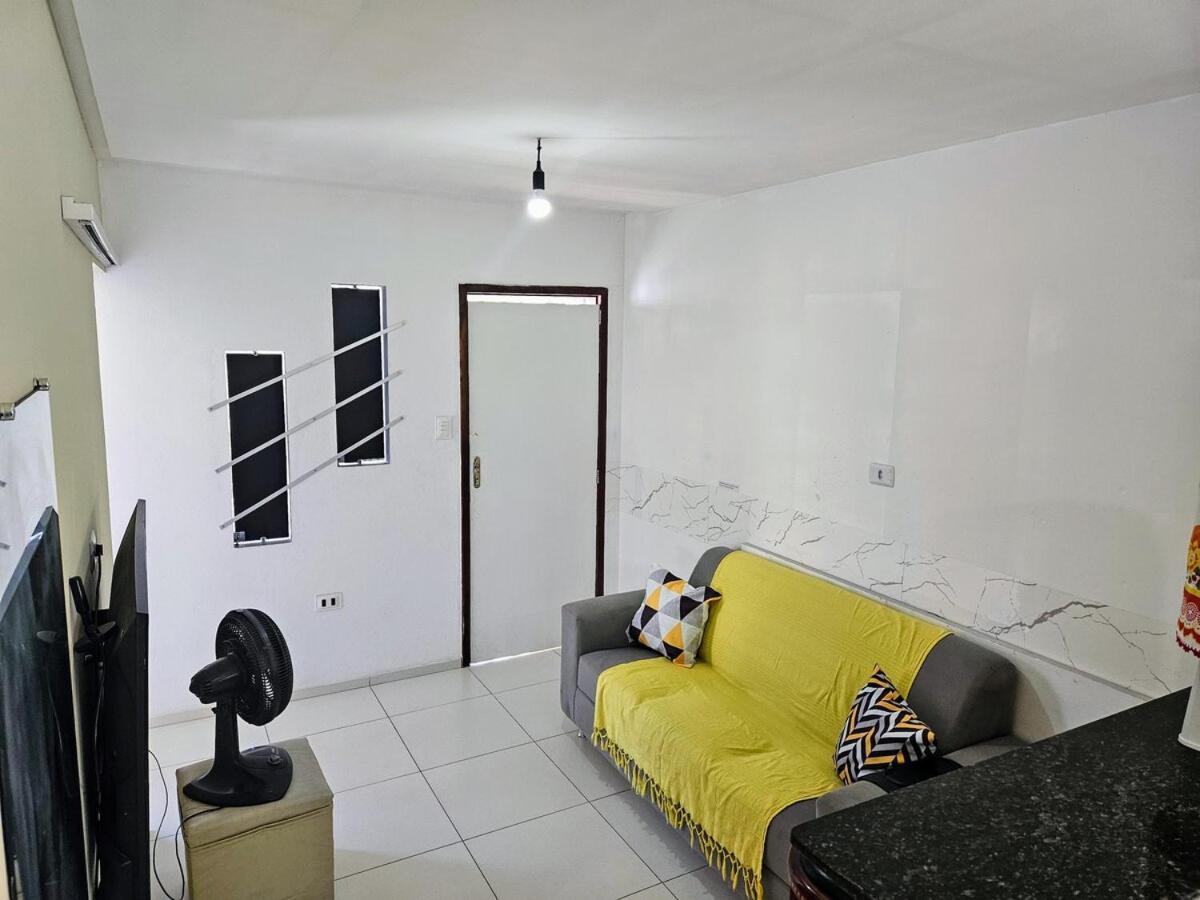 Centro De Convencoes 1km, Ac, Chuv Elet, 2 Qt, Varanda Apartamento *